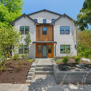 https://kennys-sweet-suite-84-walkscore.seattlehotelsites.com